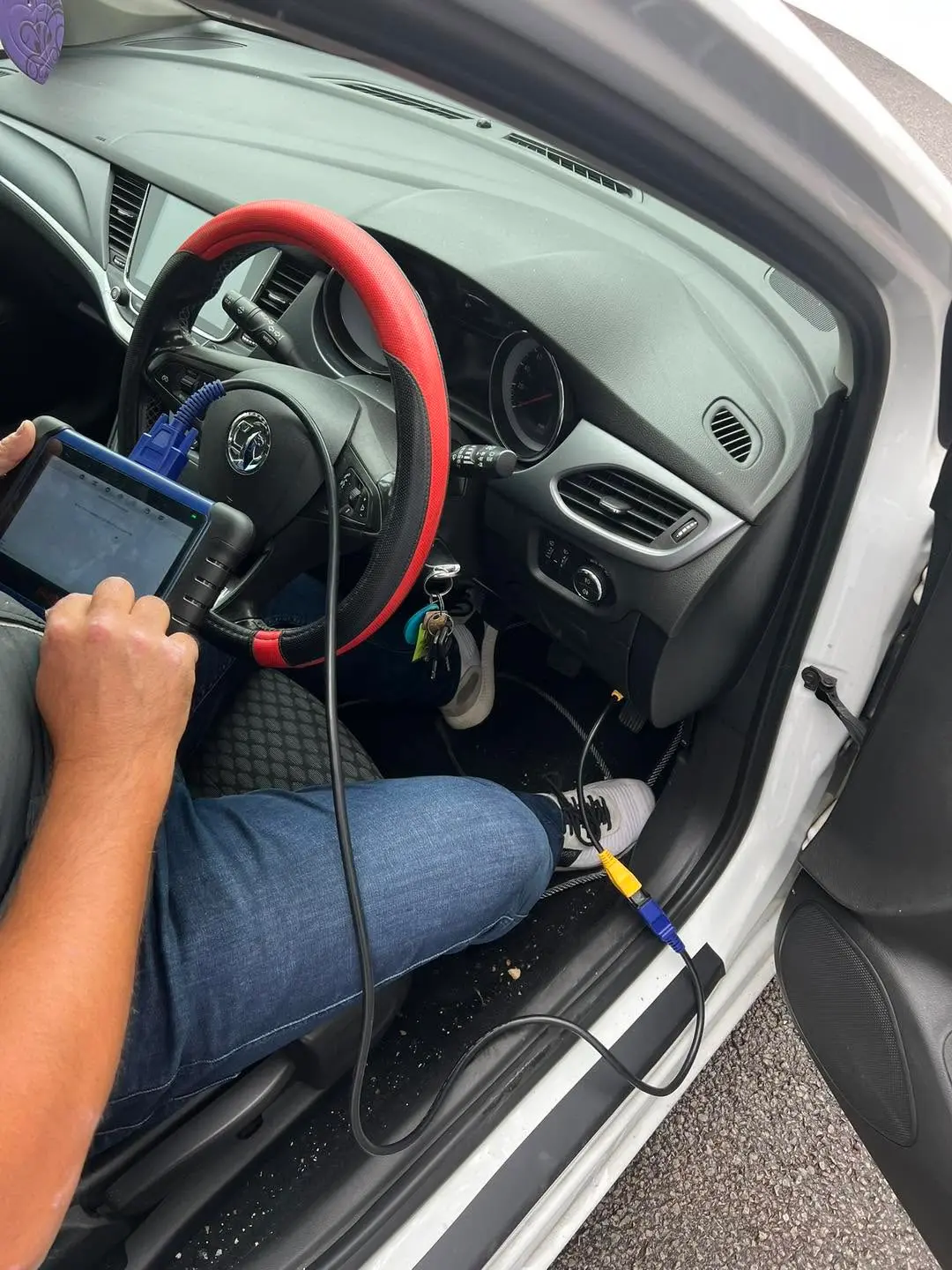 Vehicle key programming by Mr Keys